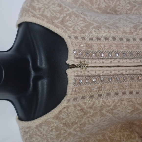 Coldwater Creek Womens Beautiful Snowflake ❄️ Zip Up WOOL Blend Cardigan SZ M - Picture 2 of 9